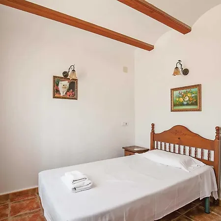 Sleeps 14 Air Con Wifi *